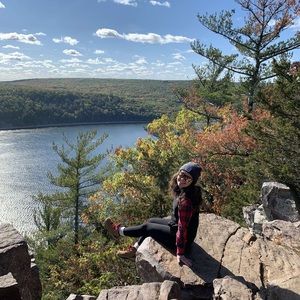 Meet your Posher, Jennifer